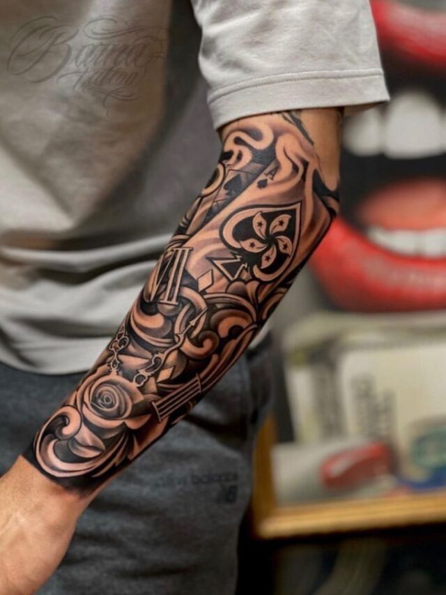 tatuagem no braço masculino