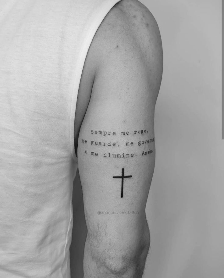 Tatuagem com frases no braço - Tatuagem no braço simples