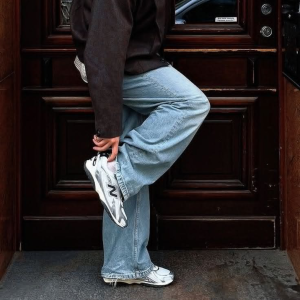 New Balance 530: 7 Looks Masculinos para o Dia a Dia